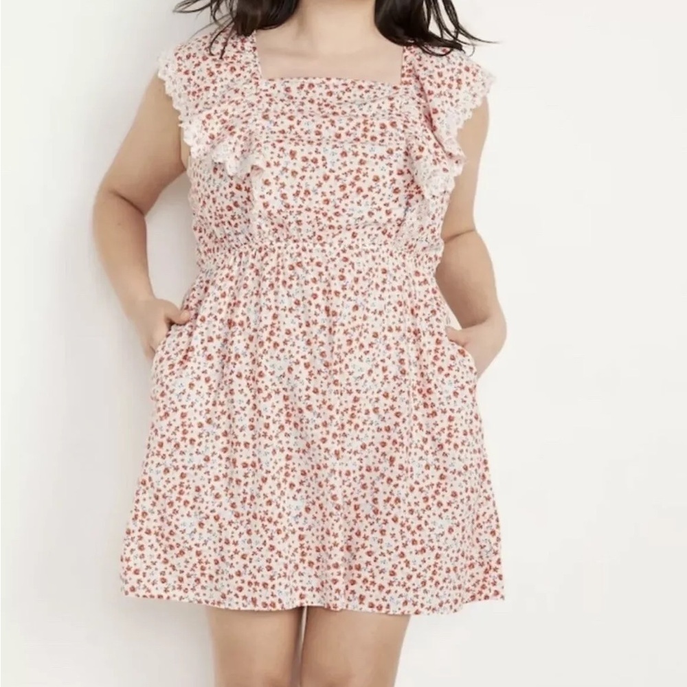 Old Navy Flutter Sleeve Floral Print Dress
